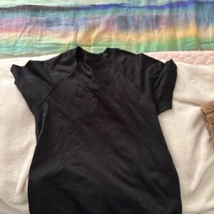 Lululemon - black swiftly tech, size 4